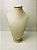 Busto Classic Off White com friso em dourado - Imagem 2