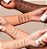 HUDA BEAUTY GloWish Multidew Vegan Skin Tint Foundation - Imagem 2