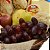 Luxuosa Cesta de Queijo e Vinho, Frutas acompanhada de Pelúcia - Imagem 3