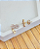 Brinco Infinito Cravejado c/ Pingente de Gato 1,4cm - Banho de Ouro 18k - Imagem 2