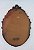 Belo e antigo espelho oval , moldura em madeira nobre ricamente entalhado em guirlandas, florais e laçarotes. Med.: 56 cm. x 40 cm. - Imagem 4