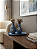 Conjunto Par De Vasos Decorativos Azul Com Bandeja E Flores - Imagem 3