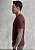 CAMISETA VISCOSE C/ ELASTANO TEXTURADA VINHO - Imagem 2