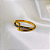 Anel Elegante Cravejado Dourado. Cód.: 0031D - Imagem 1