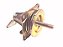 Conjunto Fecho Capo Motor Superior Inferior Antigo Mercedes HPN (BICUDOS)-1935/1941/1618/1620 (3848807660) - Imagem 1