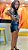 Shorts Reto, Cintura Alta, Jeans Azul Desfiado Desigual com Botões - Imagem 3