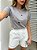 T-SHIRT TATI  COM APLIQUES CINZA - Imagem 4