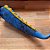 Cauda Dinossauro Azul Escuro Estampada Detalhe Amarelo - Fantasia Infantil - Imagem 5