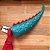 Cauda Dinossauro Azul Estampada detalhes Vermelhos - Fantasia Infantil - Imagem 2
