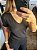 Camiseta moletinho de viscose gola V preto - Imagem 2