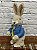 Coelho Da Páscoa de Palha em Pé Paletó Azul 37cm - Imagem 1