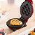 Mini Máquina De Fazer Waffles Forma Coração Elétrica 110V - Imagem 5