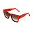 Óculos de Sol Gustavo Eyewear G64 3. Cor: Animal print e vermelho translúcido. Haste vermelha. Lentes marrom. - Imagem 3