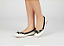 Sapatilha Comfort Redonda Tricê Off white viés preto - Imagem 1