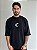 Camiseta Over Calmô Shoulder Preta - Imagem 2