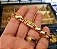 Cordão 8mm Friso "S" Banhado a Ouro 18K com Pingente Crucifixo - Imagem 4