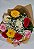 Buquê com 12 Rosas coloridas - Imagem 2