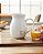 JARRA/LEITEIRA DE PORCELANA HATTAN BRANCA 1L - Imagem 1