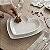 KIT 2 TRAVESSAS DE CERÂMICA CORAÇÃO BRANCO 28 CM E 22 CM - Imagem 1
