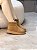 Bota de pelos Ruby Palha em Camurça - Imagem 9