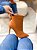 Bota Feminina Perla Caramelo couro Salto fino - Imagem 3