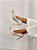 Scarpin Feminino Vitória Off-white com Biqueira - Imagem 7