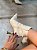 Bota Feminina Samanta Off-white com Salto dourado - Imagem 4
