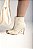 Bota Feminina Vitória Off-white com Biqueira - Imagem 11