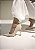 Scarpin Feminino Alana Off-white em Couro legítimo com Salto cromado - Imagem 2