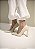 Scarpin Feminino Alana Off-white em Couro legítimo com Salto cromado - Imagem 1