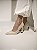 Scarpin Feminino Alana Off-white em Couro legítimo com Salto cromado - Imagem 3
