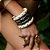 PULSEIRA MOLA RESINA SMALL SPOT PRETO DOURADO COLEÇÃO FELINA NÁDIA GIMENES - Imagem 2