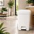 Lixeira Com Pedal Branco 12L Trium OU - Imagem 5