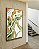 Quadro Vertical Abstrato Verde Dourado Branco Efeito Marmóre Canvas Moldura - Imagem 1