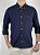 Camisa Social Oxford Micro Listrado Manga Longa Marinho Logo Clássico Vermelho - Imagem 3