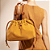 Bolsa Santa Lolla Camurça Alça Ombro Amarelo Mostarda - Imagem 3