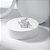Brinco Flor e Gota Incolor Banho de Ródio Branco - Imagem 2