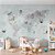 Papel de Parede Infantil de Mapa Mundi Cinza com Animais Fofos - Imagem 1