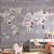 Papel de Parede Infantil de Mapa Mundi Cinza Com Faixas Cinza e Animais - Imagem 3