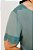 Blusa Plus Size Verde Em Viscose Com Detalhes De Guipir Nítido Jeans - 04193 - Imagem 2