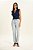 Calça Reta Slim Em Jeans Claro Com Bolsos Frontais E Traseiros Doce Trama - 106675 R001 - Imagem 2