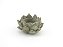 Castiçal Flor de Lótus cor Cimento Resina 9 cm - Imagem 3