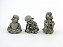 Estátua Trio Mini Buda Japonês cor Cimento Resina 8 cm - Imagem 1