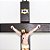 Crucifixo de Parede Madeira Marrom e Resina 33 cm - Imagem 4