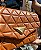 Bolsa Grande Tiracolo 944 Matelassê Couro Marrom SCHUTZ - Imagem 3