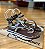 SCHUTZ SANDALIA RASTEIRA PELE DE COBRA E EMBLEMA AD FEM S216510042 - Imagem 1