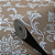 Papel de Parede Arabesco Tom de Marrom com Brilho Rolo com 10 Metros - Imagem 3