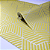Papel de Parede Geométrico Tons de Amarelo e Prata Rolo com 10 Metros - Imagem 5