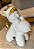 ESCULTURA DECORATIVA MENINA COM URSO EM RESINA BRANCO - Imagem 4