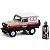 1967 Nissan Patrol Texaco with Vintage Texaco Gas Pump - The Hobby Shop 10 - Greenlight - Imagem 1